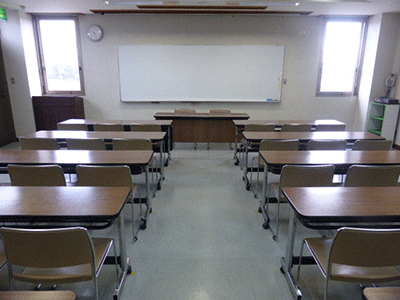 2階 第1講習室 (30名)